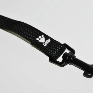 Hurtta Jogging Leash Хурта Поводок регулируемый светоотражающий малиновый, 60-90см*20 мм